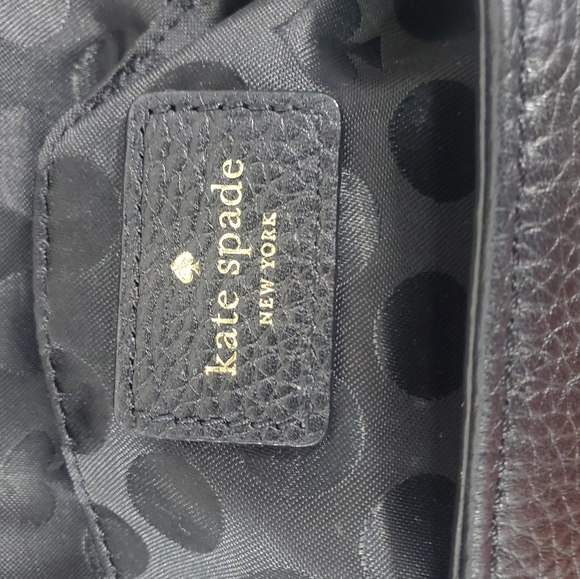 Kate Spade New York Small Cross Body Purse Black Peddled Cow Leather Gold Logo - Picture 6 of 9